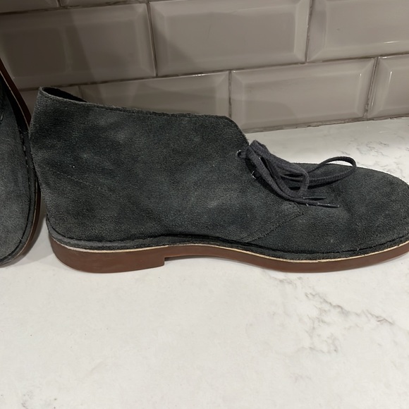 Clarks Men’s Leather Upper Chukka Boots 12M - Picture 2 of 6